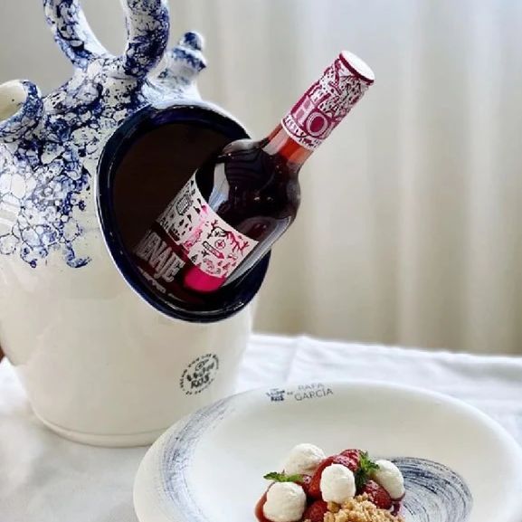 #winecooler #botijo #ceramicatroyan #divino